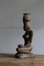 Houtsnijwerk van waterdraagster uit Java, Ophalen of Verzenden