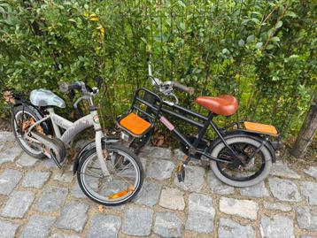 2 Opknapfietsen - Kinderfietsen beschikbaar voor biedingen