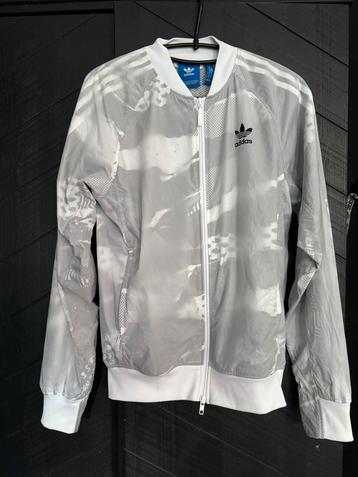 Adidas Original Windjack beschikbaar voor biedingen