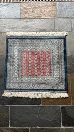 Perzisch tapijt, Antiek en Kunst, Antiek | Kleden en Textiel, Ophalen of Verzenden
