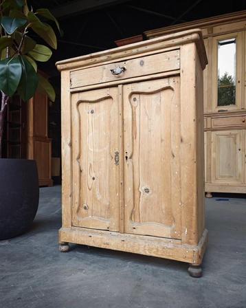 Oud grenen meidenkastje - linnenkastje "Antiek" #2096 beschikbaar voor biedingen