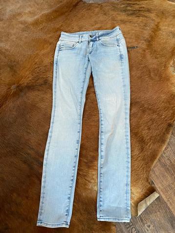 Nette en in goede staat jeans G star 26/32 beschikbaar voor biedingen