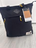 The north face rugtas / weekendtas / laptoptas, Ophalen of Verzenden, Nieuw, Zwart, 30 cm of meer