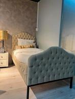 Showroom Eenpersoonsbed Gecapitoneerd, Ophalen, Zo goed als nieuw, 180 cm of meer, 85 tot 100 cm