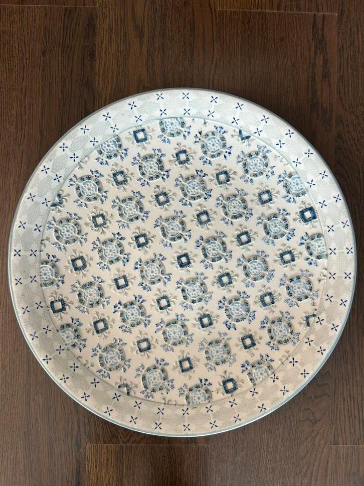Aardewerk schaal 50cm doorsnede bijenkorf, Huis en Inrichting, Woonaccessoires | Schalen en Manden, Zo goed als nieuw, Ophalen