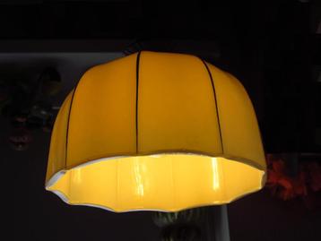 3 opaline melkglas lampekapjes beschikbaar voor biedingen
