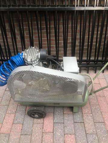 compresssor Creemers mobiele  compressor  beschikbaar voor biedingen
