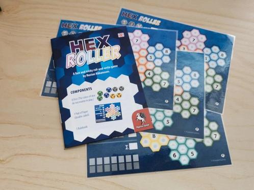 Hexroller gelamineerd 4 scorebladen, Hobby en Vrije tijd, Gezelschapsspellen | Overige, Zo goed als nieuw, Drie of vier spelers