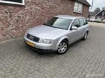 Audi A4 Avant 1.8 Turbo MT, Auto's, Gebruikt, Huisgarantie, 4 cilinders, Euro 4