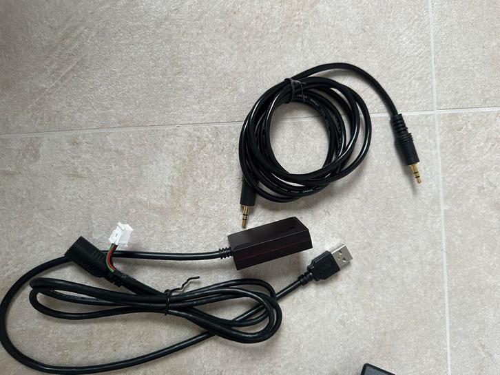 CARPLAY scherm voor BMW serie EVO  met ID6 pin ., Auto diversen, Autonavigatie, Nieuw, Ophalen of Verzenden