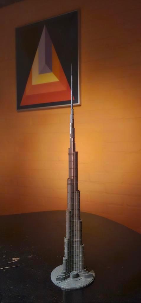Burj Khalifa 50CM, Antiek en Kunst, Kunst | Designobjecten, Ophalen of Verzenden