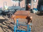 Tafel tje met olifanten kopjes., Ophalen, Gebruikt, 50 tot 100 cm, 50 tot 75 cm
