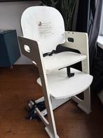 Stevige houten kinderstoel - Meegroeistoel, Kinderen en Baby's, Kinderstoelen, Ophalen of Verzenden, Gebruikt, Meegroeistoel, Gordel(s)