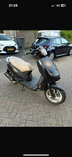 Peugot viva city.  Moet weg, Fietsen en Brommers, Scooters | Piaggio, Ophalen of Verzenden, Gebruikt, Overige modellen