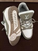 Lv sneakers/trainers maat 44, Kleding | Heren, Schoenen, Ophalen of Verzenden, Zo goed als nieuw