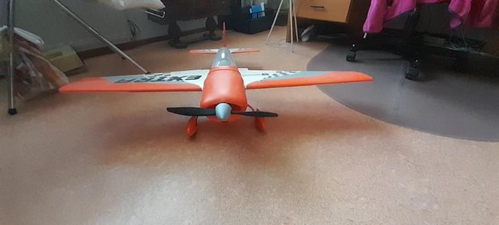 Rc vliegtuid extra 300 van Parkzone., Hobby en Vrije tijd, Modelbouw | Radiografisch | Vliegtuigen, Gebruikt, Elektro, RTF (Ready to Fly)