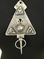 FIBULA ...BERBER .HANGER / SPELD, Ophalen of Verzenden, Zo goed als nieuw, Overige materialen