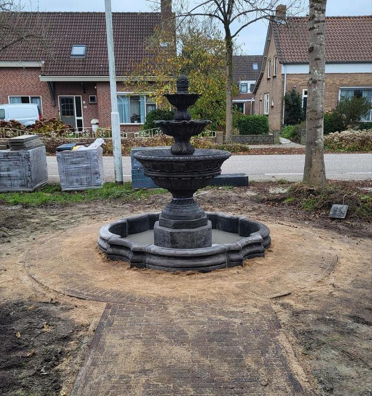 Fontein antraciet met rand, Tuin en Terras, Waterpartijen en Fonteinen, Nieuw, Fontein, Beton, Ophalen of Verzenden