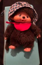 Monchichi rode slabber en geruite pet, Verzenden