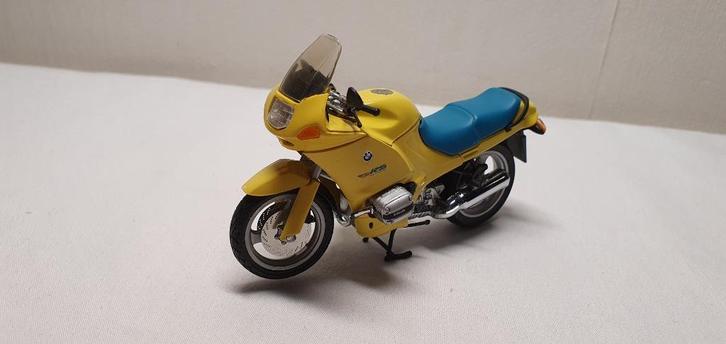 Minichamps BMW R 1100 RS dakar yellow, Hobby en Vrije tijd, Modelauto's | 1:24, Zo goed als nieuw, Auto, Overige merken, Ophalen of Verzenden