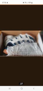 Nieuwe badminton schoenen maat 39, Ophalen of Verzenden, Nieuw, Schoenen