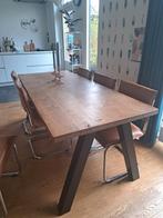 Eiken tafel met stalenpoten en 6 stoelen, Huis en Inrichting, Complete eetkamers, Ophalen of Verzenden, Gebruikt, 4 tot 6 stoelen