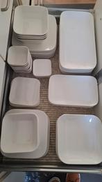 Compleet Servies - Zo Goed Als Nieuw!, Huis en Inrichting, Keuken | Servies, Ophalen, Zo goed als nieuw, Effen, Aardewerk