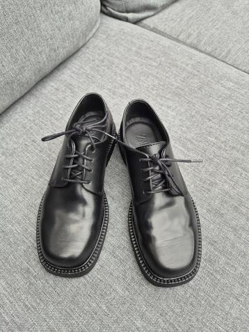 Zara nette schoenen maat 33 beschikbaar voor biedingen