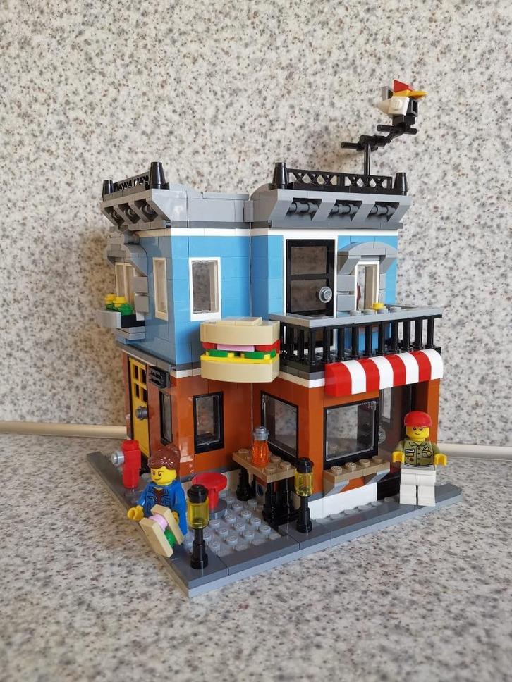 Lego Creator – 31050 Hoek restaurant, Kinderen en Baby's, Speelgoed | Duplo en Lego, Zo goed als nieuw, Lego, Complete set, Ophalen of Verzenden