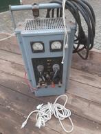 Nostalgische leger Acculader 6 12 18 24 volt lader, Ophalen