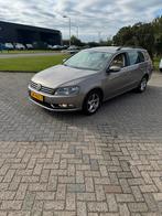 Volkswagen Passat 1.6 TDI 77KW Bluemotion Variant 2011 Bruin, Auto's, 4 cilinders, Bruin, 23 km/l, Origineel Nederlands
