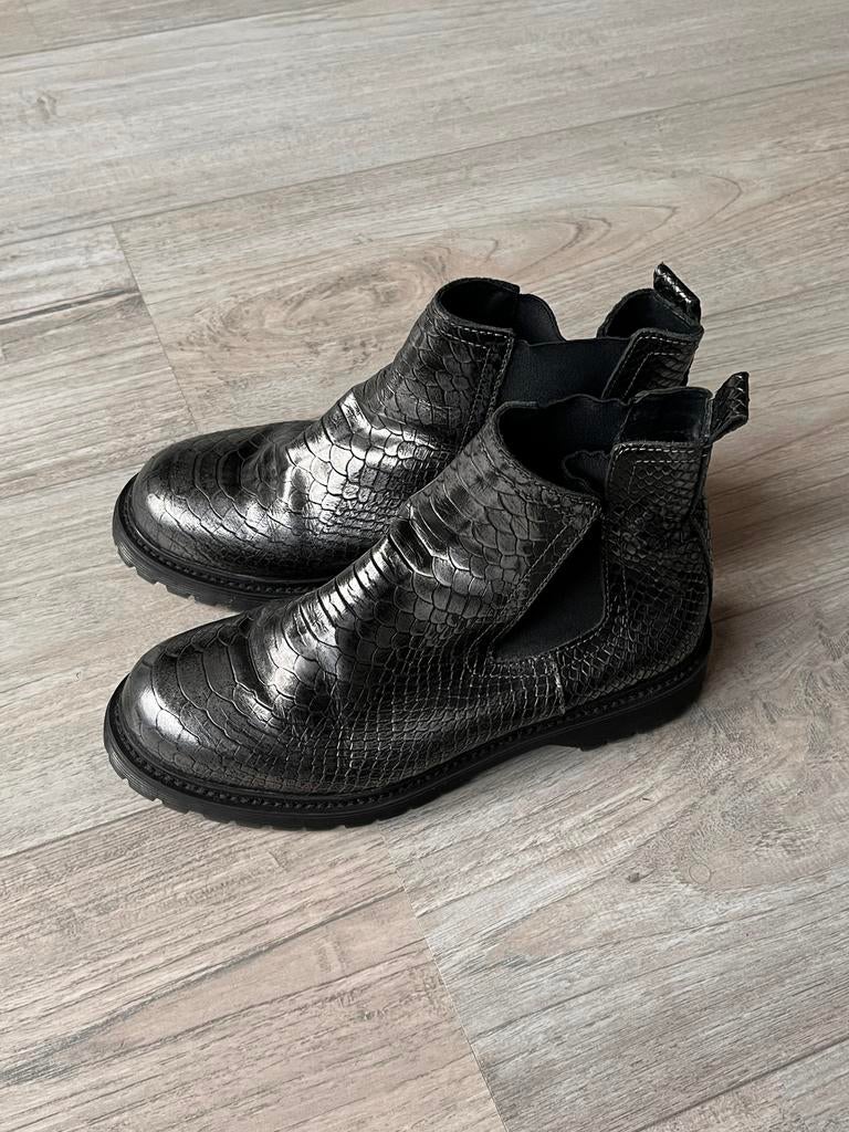 Bronx schoenen 39, Ophalen, Zwart, Lage of Enkellaarzen, Zo goed als nieuw