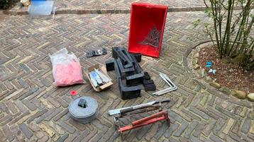 Krat vol diverse bouw beschikbaar voor biedingen