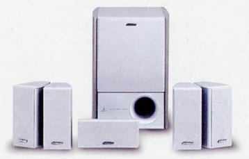 JVC Home Cinema Sub woofer en 5 satelliet luidsprekers NIEUW beschikbaar voor biedingen