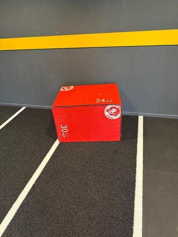 Crossmax box (plyo box) beschikbaar voor biedingen
