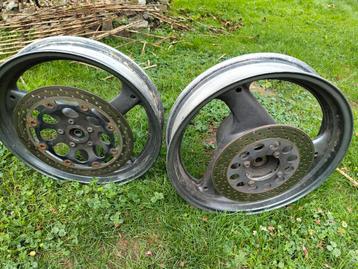 Suzuki gs500 velgen beschikbaar voor biedingen