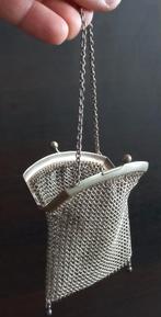 Antiek beugeltasje met maliënkolder, Antiek en Kunst, Ophalen of Verzenden