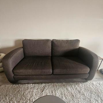 2 zits bank en stoel te koop! GRATIS beschikbaar voor biedingen
