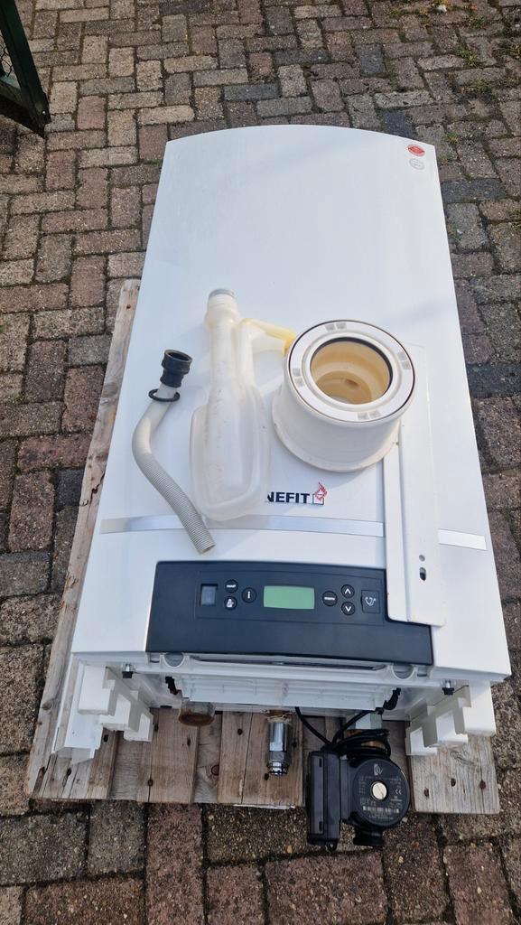 NEFIT topline HR 70 of HR 100 solo ketel zgan HR70, Doe-het-zelf en Verbouw, Verwarming en Radiatoren, Zo goed als nieuw, Cv-ketel of Combi-ketel