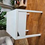 Nachtkastje wit, Huis en Inrichting, Ophalen, Zo goed als nieuw, Minder dan 45 cm, 55 tot 70 cm