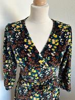 King Louie maat L bloemen wikkel jurk fluweel 2571, Kleding | Dames, Zwart, Maat 42/44 (L), Ophalen of Verzenden, Zo goed als nieuw