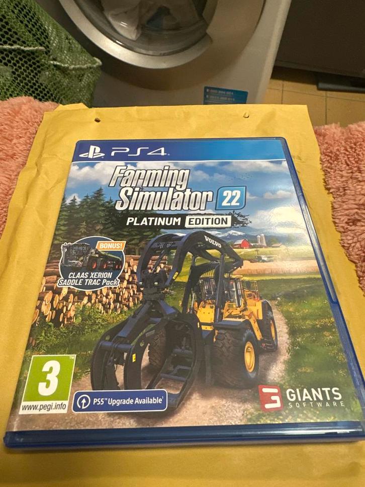 Farming Simulator 22 - Platinum Edition, Spelcomputers en Games, Games | Sony PlayStation 4, Zo goed als nieuw, Simulatie, 3 spelers of meer