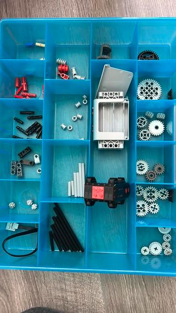 Lego 8287 motor set beschikbaar voor biedingen