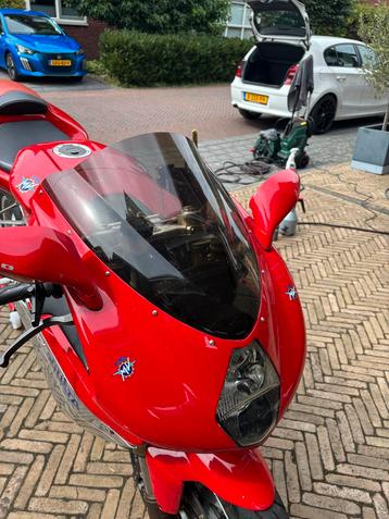 Auto of motor detailing beschikbaar voor biedingen