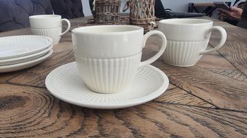 Wedgwood Edme kop en schotels coupe beschikbaar voor biedingen