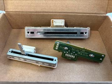Pioneer DCV 1010 Fader & Crossfader DJM300/600/700 beschikbaar voor biedingen