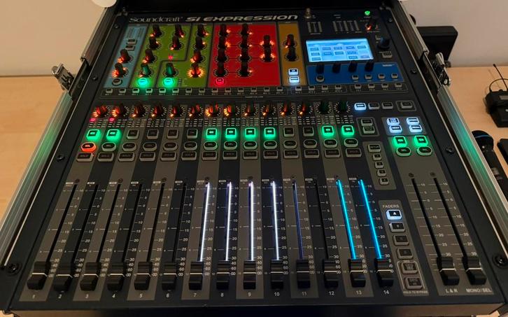 Soundcraft si expression digitale mengpaneel met madi kaart, Muziek en Instrumenten, Mengpanelen, Zo goed als nieuw, 10 tot 20 kanalen