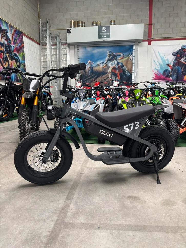 Nieuw Ouxi S73 36v 25km/h Grijs Balance Bike Loopfiets, Kinderen en Baby's, Speelgoed | Buiten | Voertuigen en Loopfietsen, Nieuw