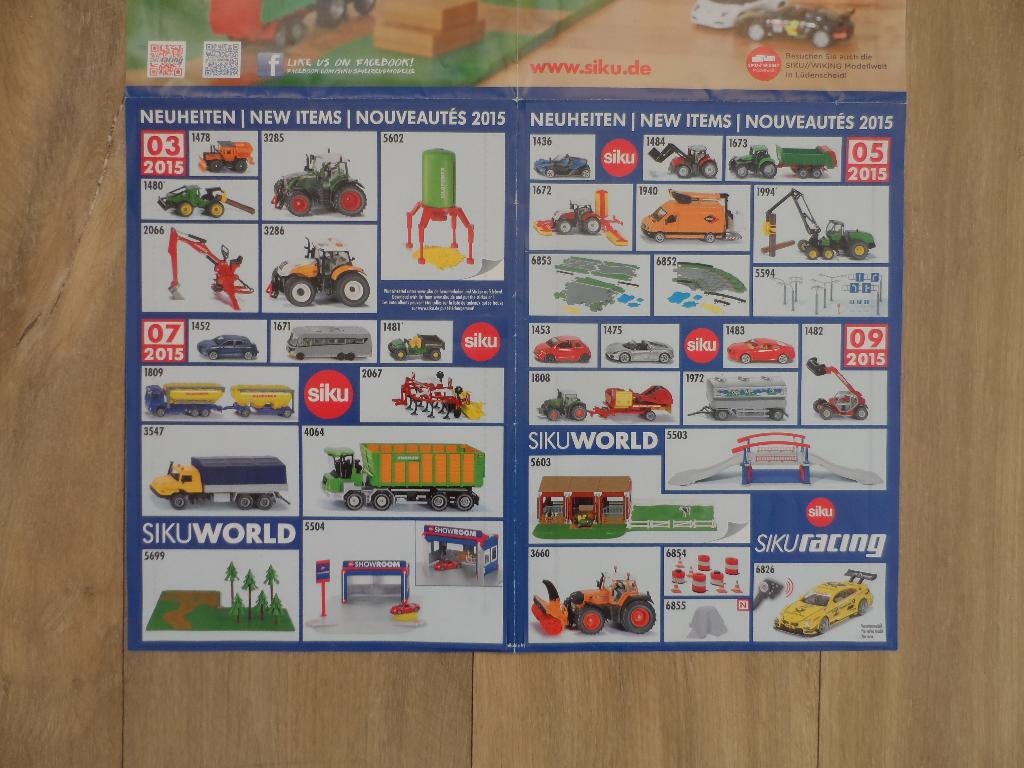 SIKU Neuheiten 2015 sticker vel, SIKU catalogus 2015, Boeken, Catalogussen en Folders, Zo goed als nieuw, Ophalen of Verzenden