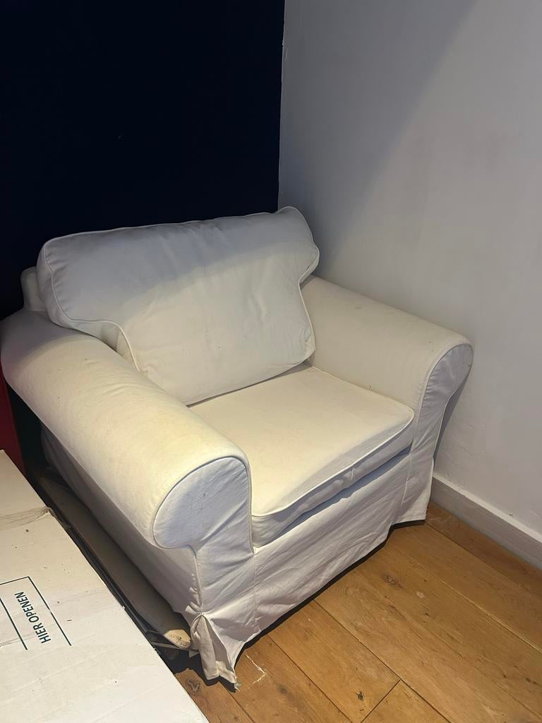 Witte IKEA Stoel - Comfortabel en Stijlvol, Ophalen, Gebruikt, Stof, 75 tot 100 cm